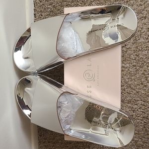 Chinese Laundry Moonchild Sandals / Smoke FREE Home and price is firm.